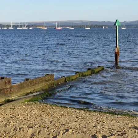 Beach Point Poole Esterno foto