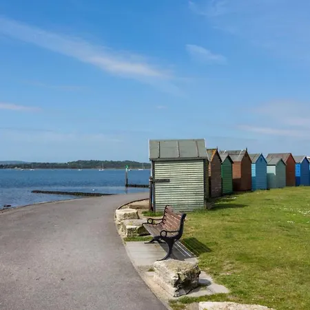Beach Point Poole Esterno foto