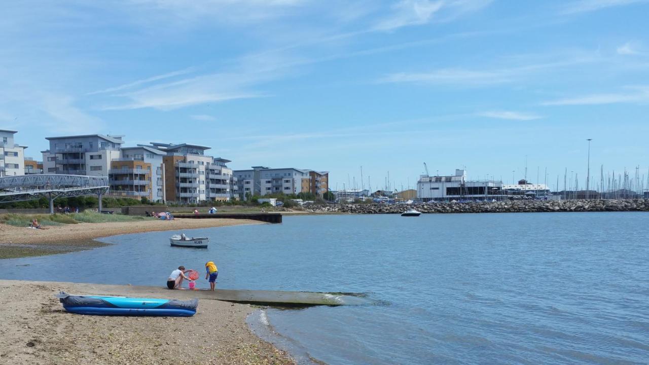 Point * Poole